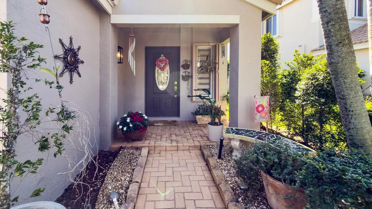 Brick paver entryway at 1433 Sabal Trail, Weston