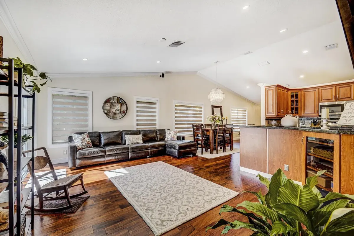 Photo 5 at 1433 Sabal Trail, Weston