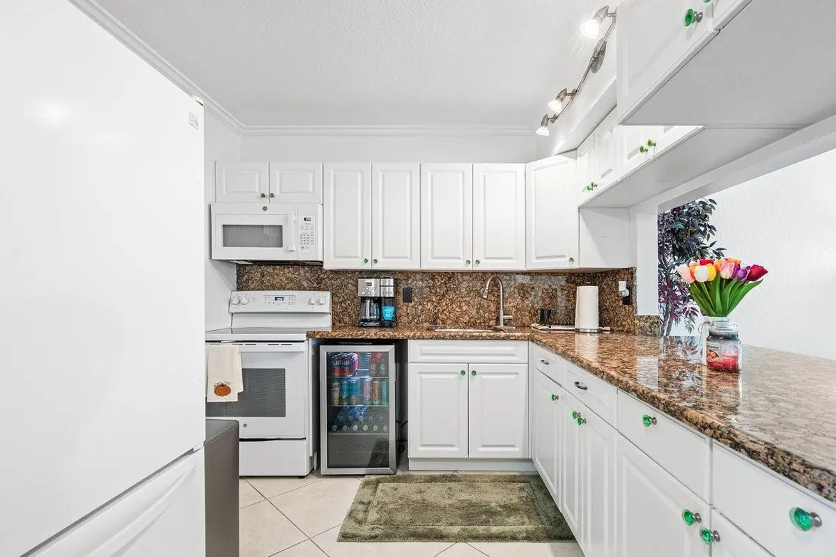Photo 1 at 9280 SW 3rd Street 802, Boca Raton