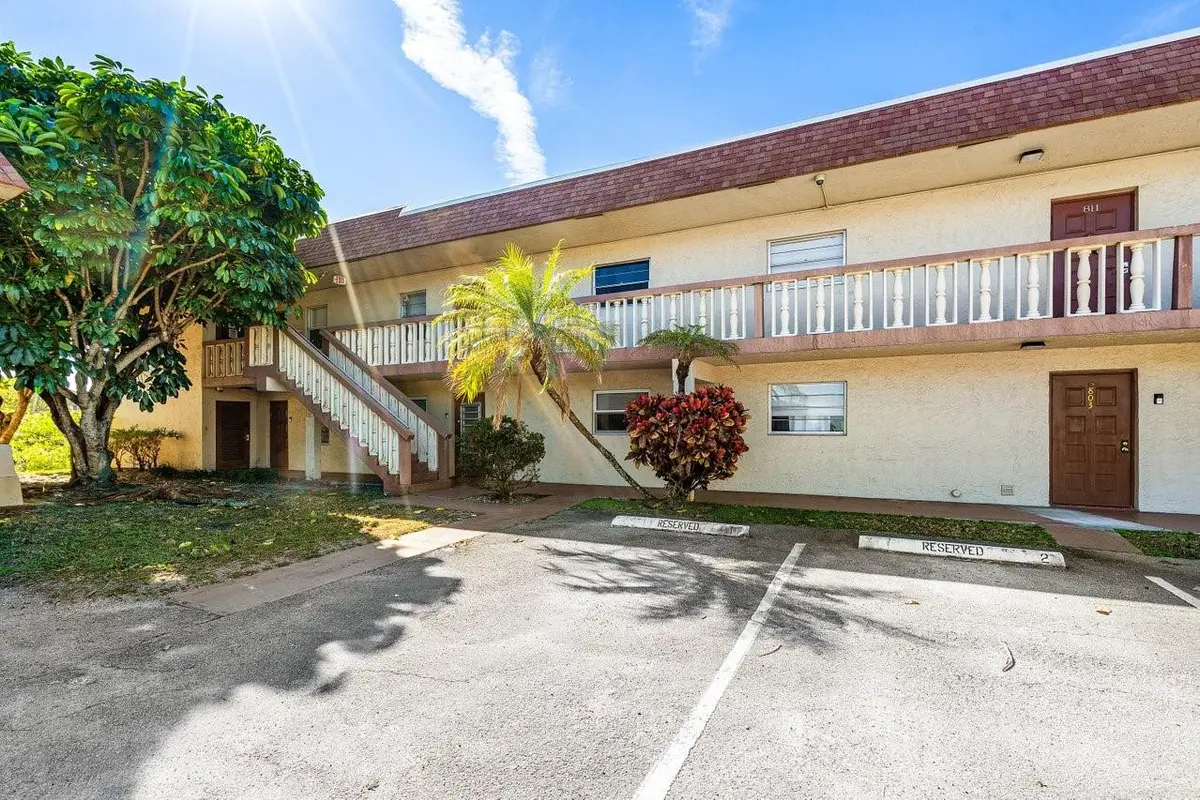 Photo 2 at 9280 SW 3rd Street 802, Boca Raton