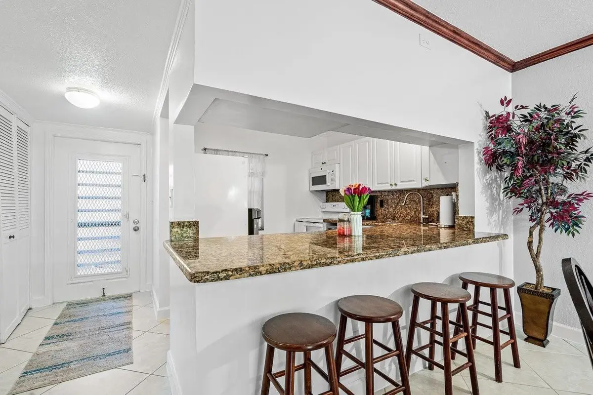 Photo 7 at 9280 SW 3rd Street 802, Boca Raton