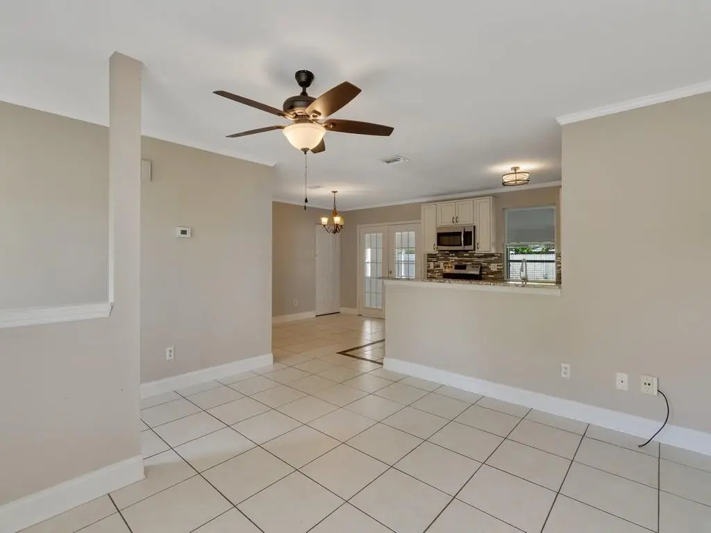 Photo 6 at 2375 16th Avenue, Vero Beach