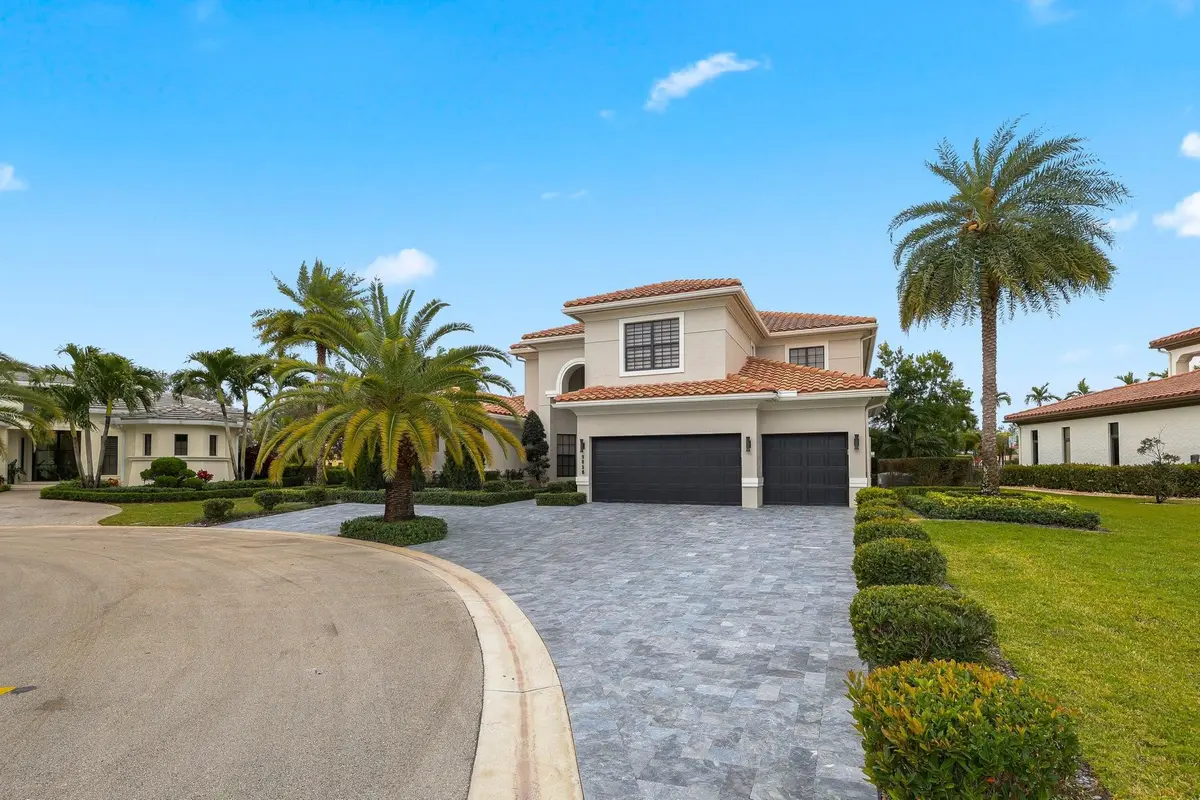 Photo 2 at 9850 Bay Leaf Court, Parkland