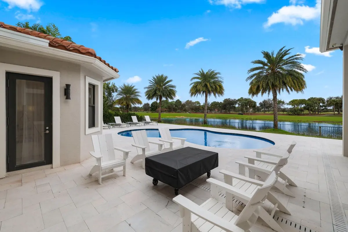Photo 7 at 9850 Bay Leaf Court, Parkland