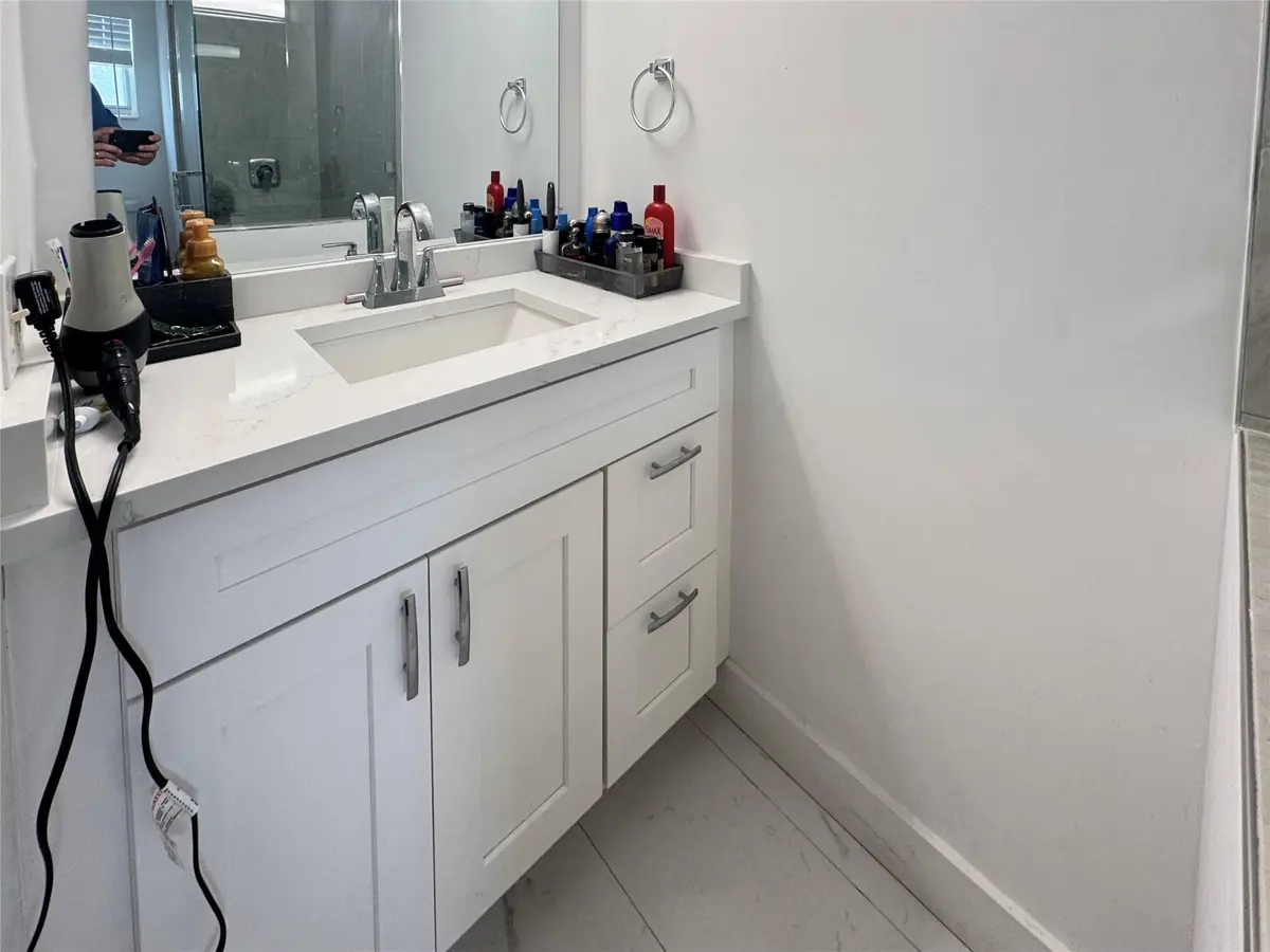 Photo 6 at 151 SW 15th Street, Pompano Beach