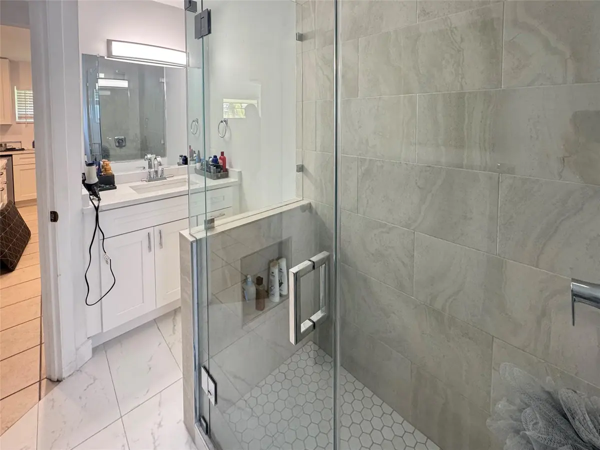 Photo 7 at 151 SW 15th Street, Pompano Beach