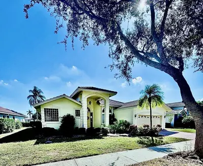 2800 Oakbrook Lane, Weston – sold