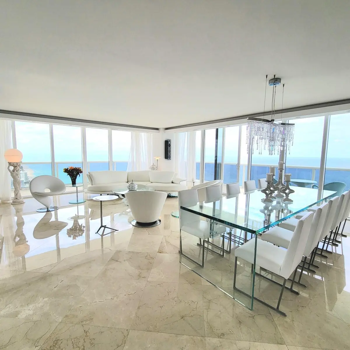 Dining at 1830 S Ocean Drive PH5101, Hallandale Beach