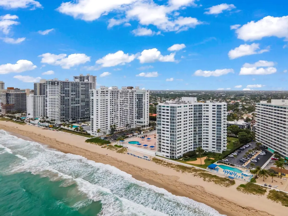 Photo 4 at 3900 N Ocean Drive 3F, Lauderdale-By-The-Sea