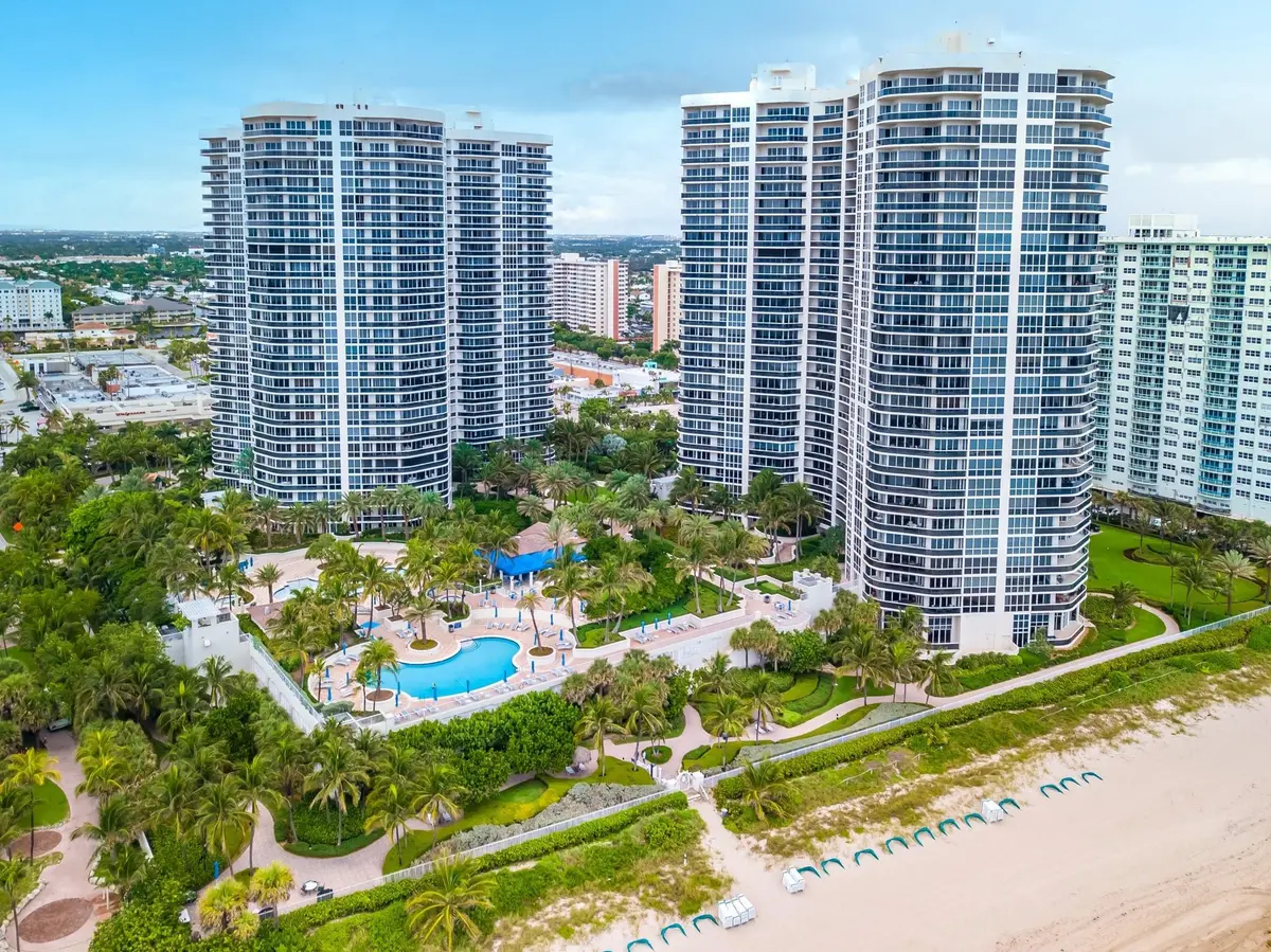 Photo 5 at 3100 N Ocean Boulevard 1005, Fort Lauderdale