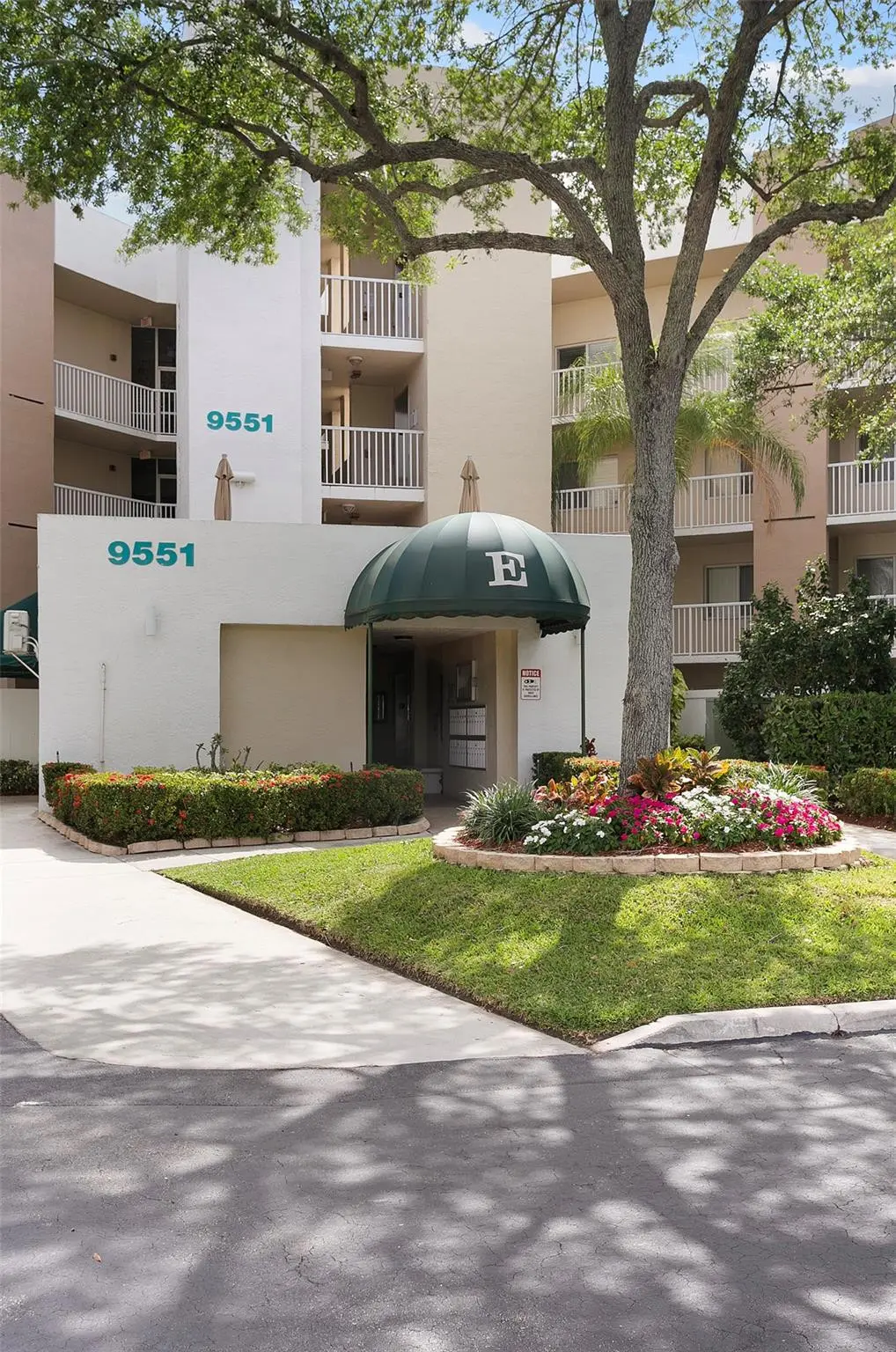 Photo 2 at 9551 Weldon Circle 404, Fort Lauderdale