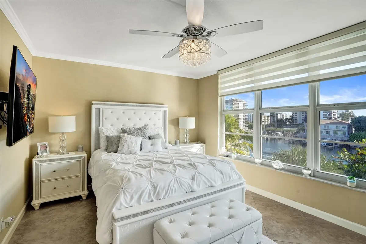 Photo 4 at 3180 NE 48th Court 404, Lighthouse Point