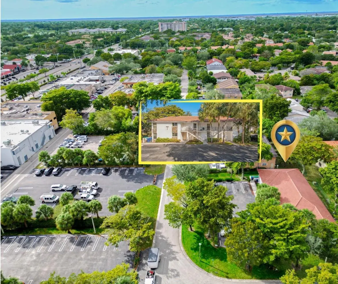 Photo 1 at 10201 NW 35th Street, Coral Springs
