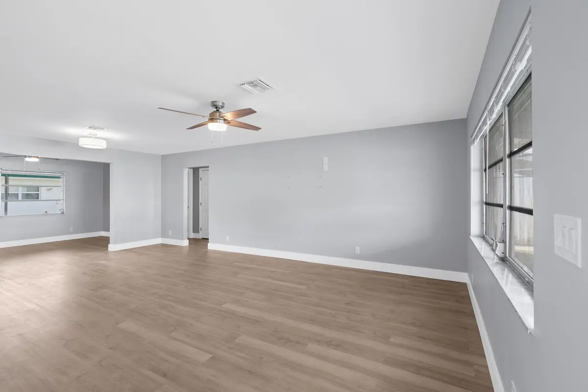 Photo 7 at 1620 NW 87th Terrace, Plantation