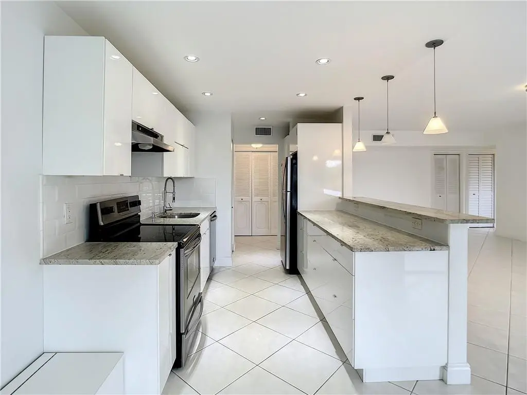 Photo 2 at 6342 Longboat Lane 404, Boca Raton