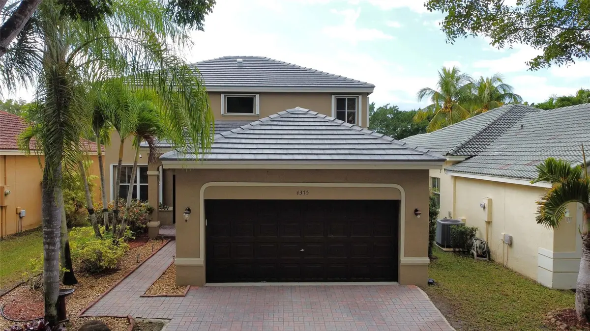 Photo 3 at 4375 Foxtail Lane, Weston