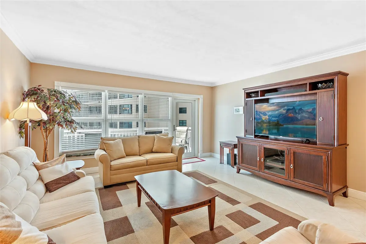 Photo 2 at 3850 Galt Ocean Drive 904, Fort Lauderdale