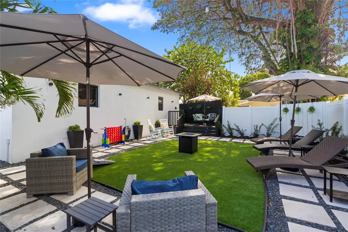 Photo 34 at 719 NE 36th Street, Oakland Park