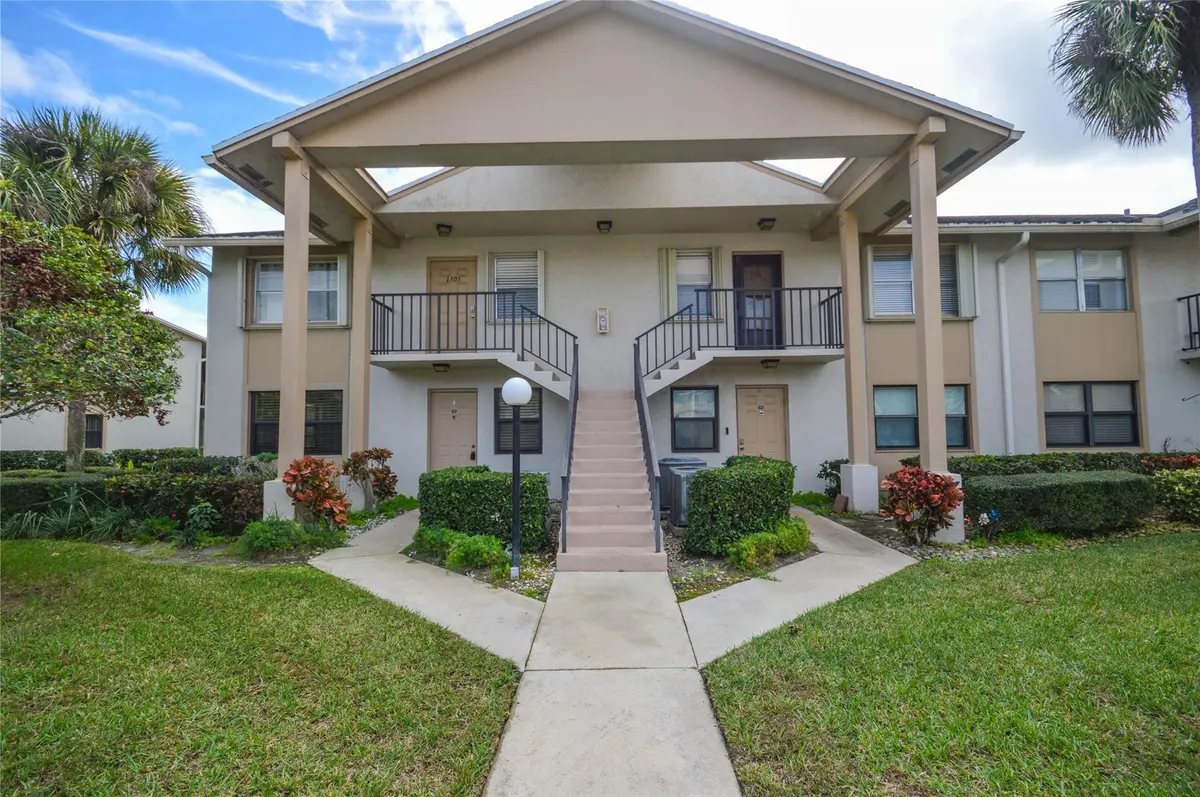 Photo 1 at 3151 SE Aster Lane 1301, Stuart