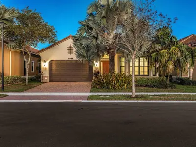 9088 E Leon Circle, Parkland – sold