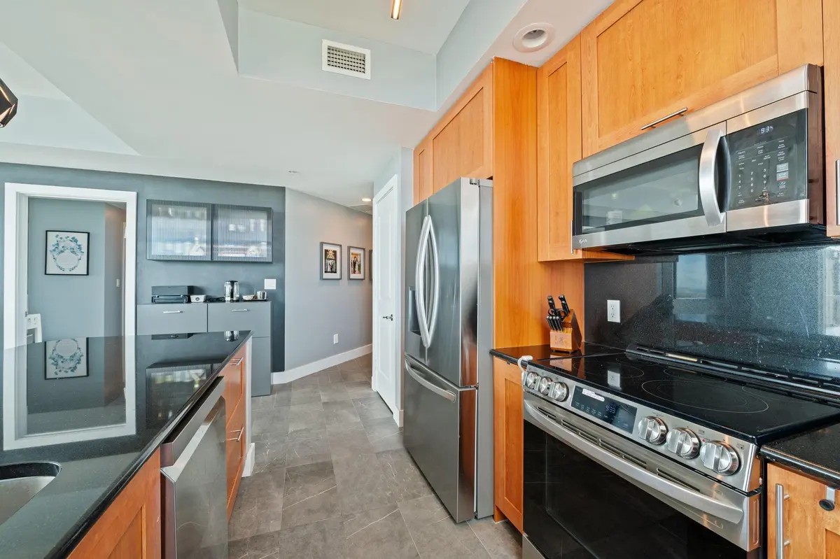 Photo 6 at 315 NE 3rd Avenue 1907, Fort Lauderdale