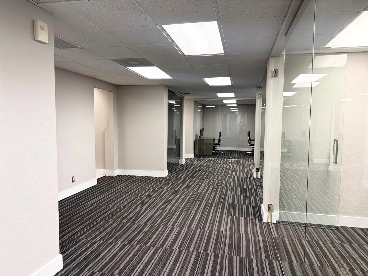 Photo 3 at 2425 50th Street 100, Fort Lauderdale