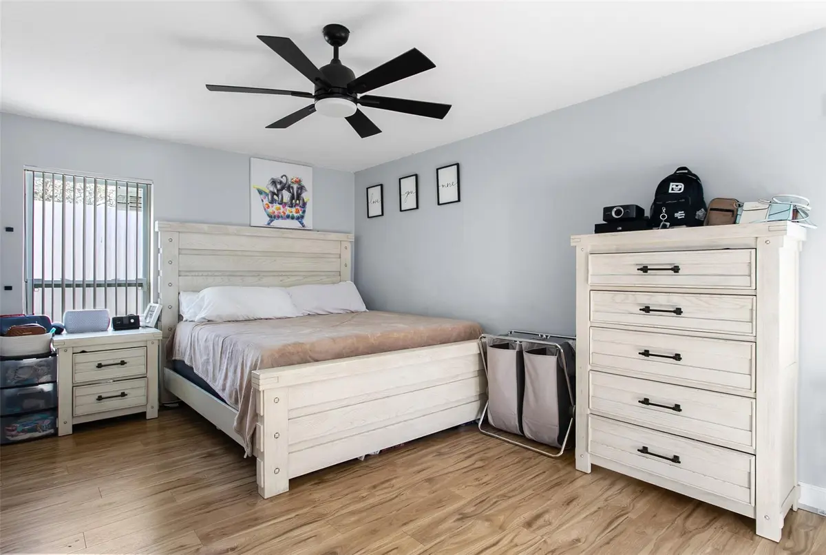 Photo 10 at 846 Ramblewood Drive, Coral Springs
