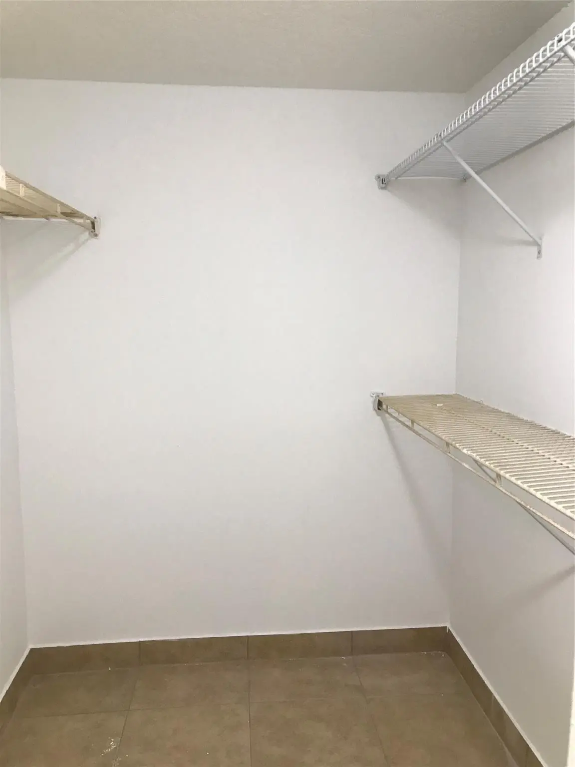 Photo 5 at 4394 NW 9th Avenue 21-3a, Deerfield Beach