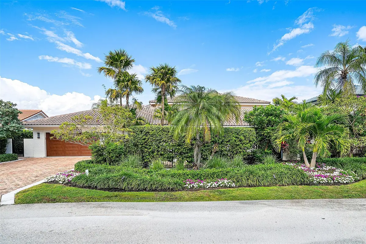 Photo 4 at 2855 NE 35th Street, Fort Lauderdale