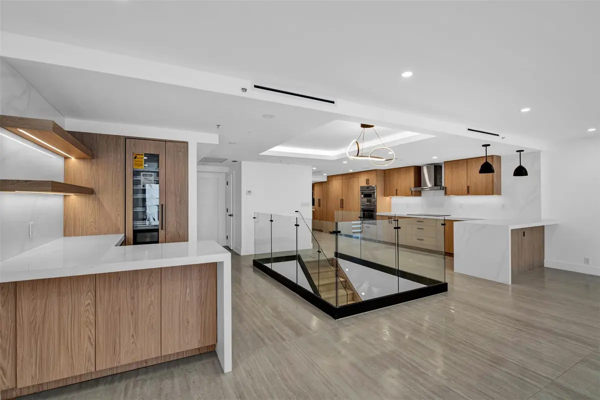 Photo 6 at 520 E Brickell Key Drive Bh25, Miami