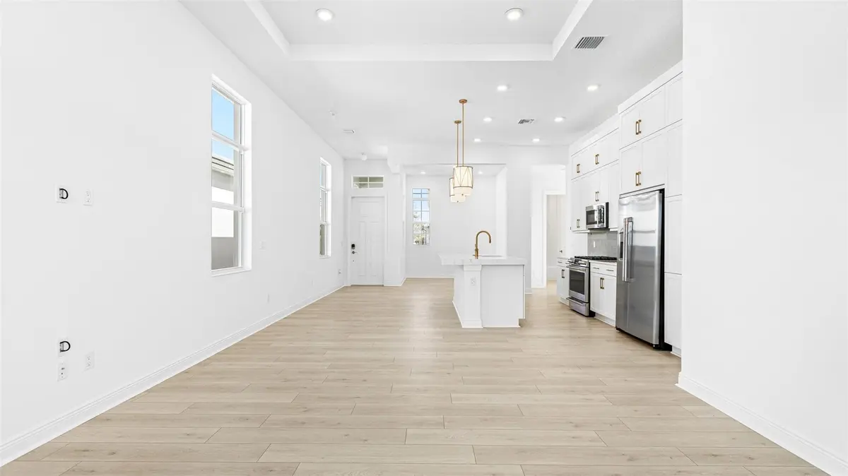 Great Room at 4954 Rivo Alto Circle, Westlake