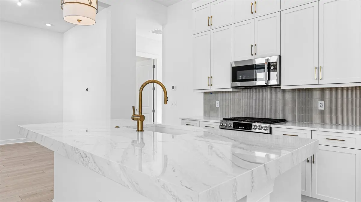 Kitchen at 4954 Rivo Alto Circle, Westlake