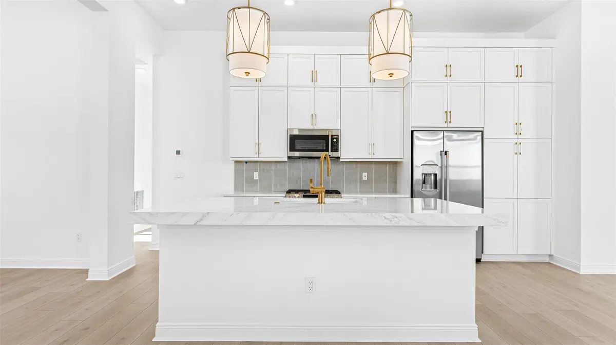 Kitchen at 4954 Rivo Alto Circle, Westlake
