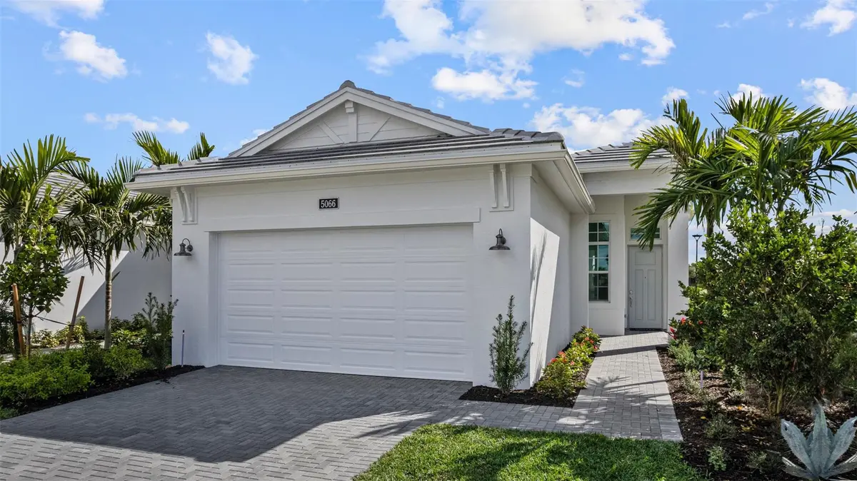Front Exterior at 5066 Lido Key Lane, Westlake