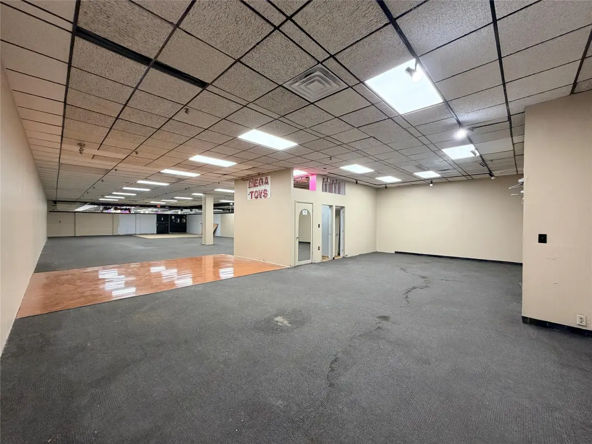 Photo 1 at 5611 N State Road 7, Fort Lauderdale