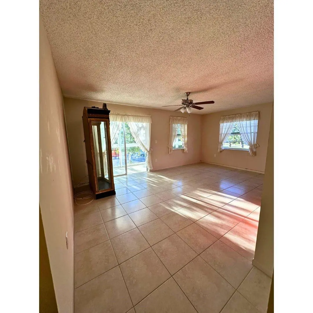Photo 5 at 5190 E Sabal Palm Boulevard 201, Tamarac