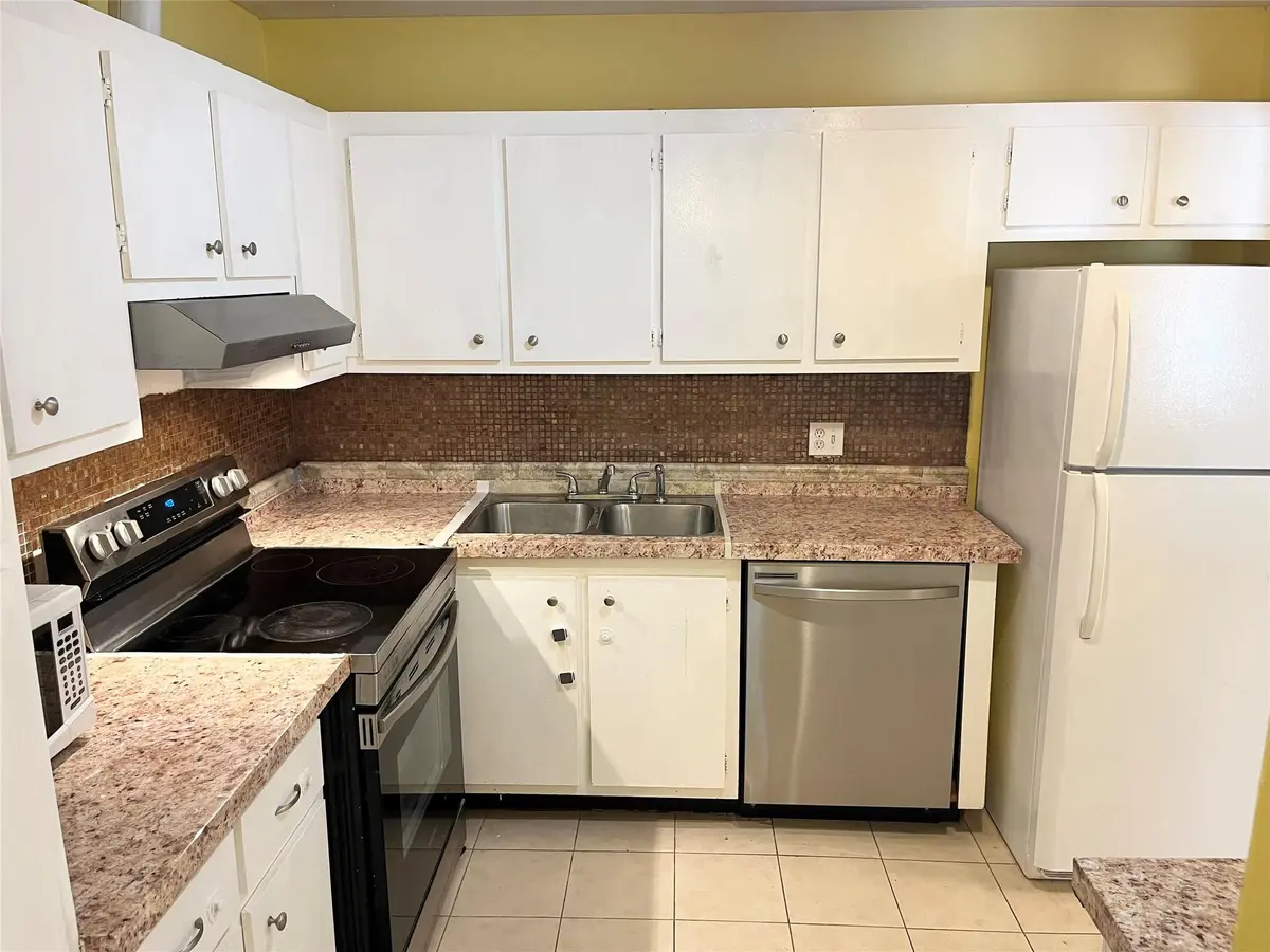 Photo 6 at 700 SE 2nd Avenue 416, Deerfield Beach