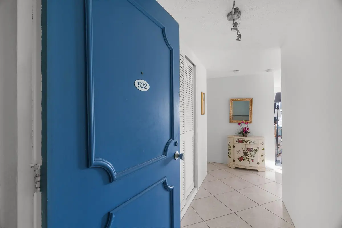 Photo 4 at 3333 NE 34th Street 522, Fort Lauderdale