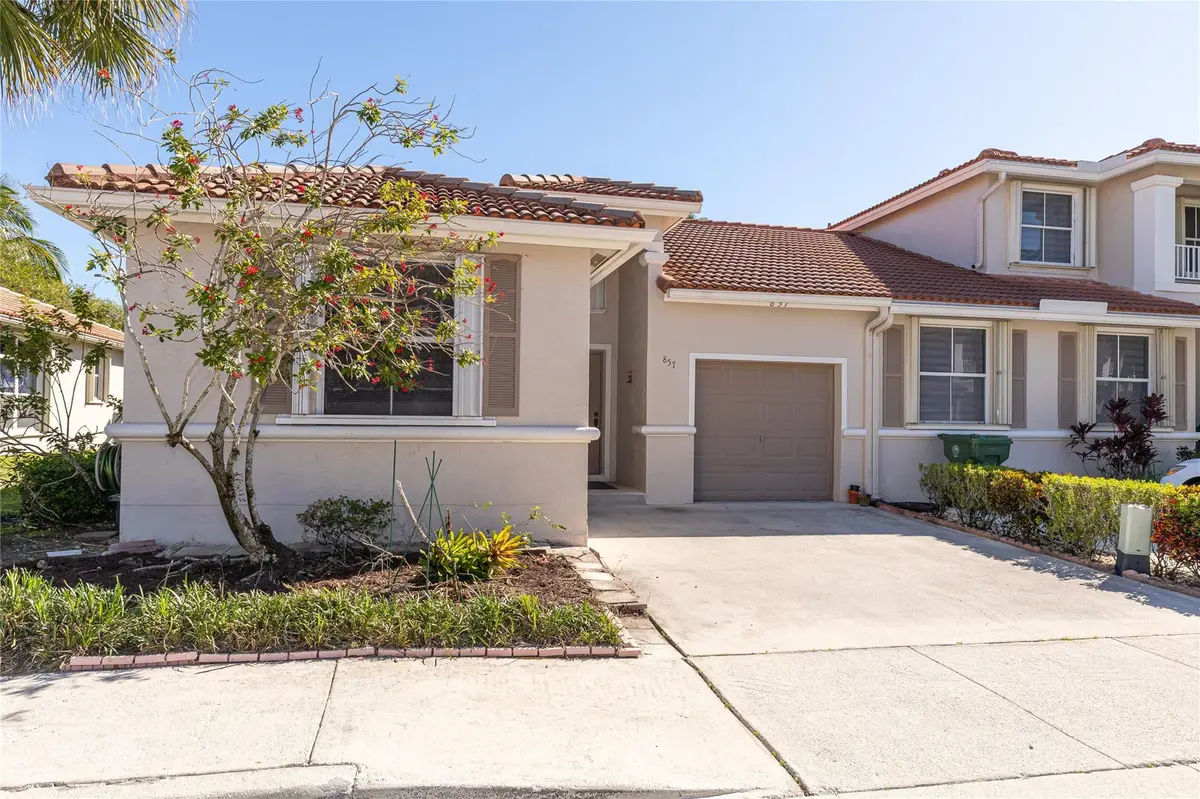 Photo 2 at 857 NW 133rd Avenue, Pembroke Pines