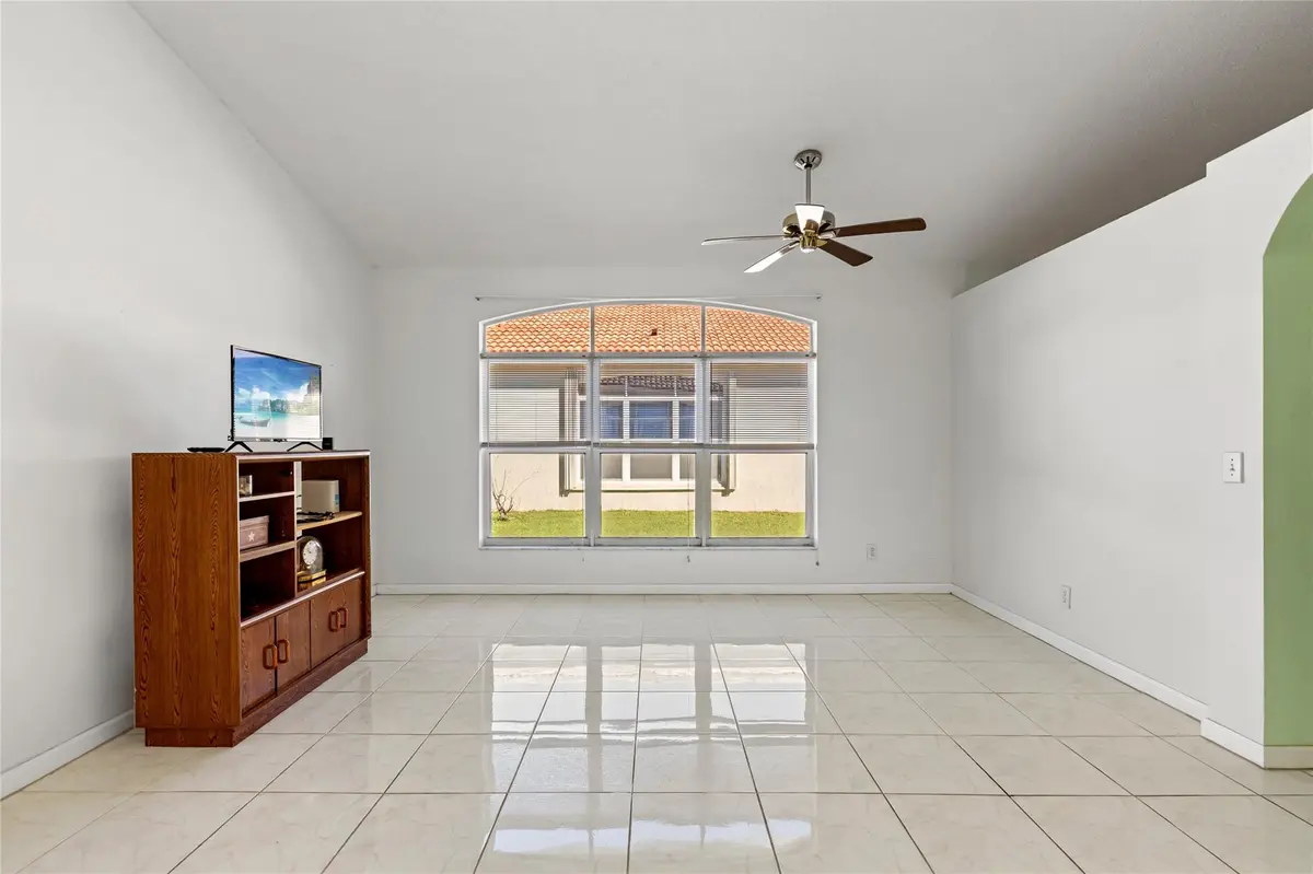 Photo 7 at 857 NW 133rd Avenue, Pembroke Pines