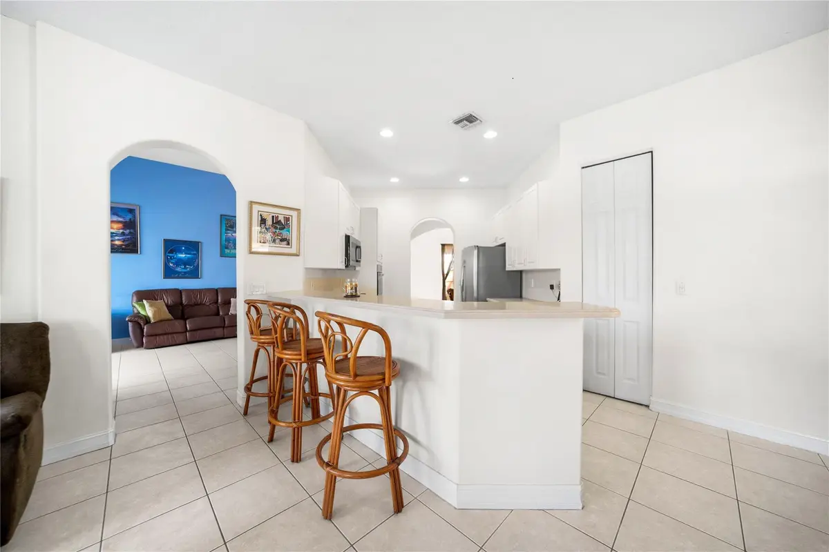 Photo 7 at 11183 NW 69th Place, Parkland