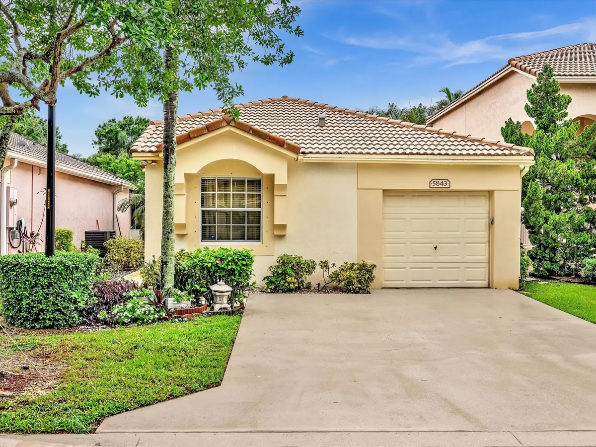 Photo 4 at 5843 Eagle Cay Terrace, Coconut Creek