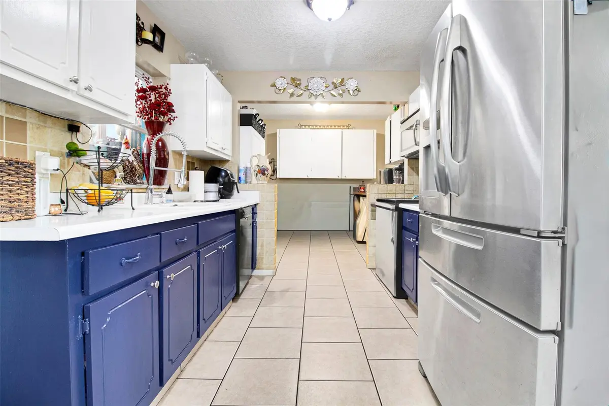 Photo 6 at 524 SW 72nd Avenue, North Lauderdale