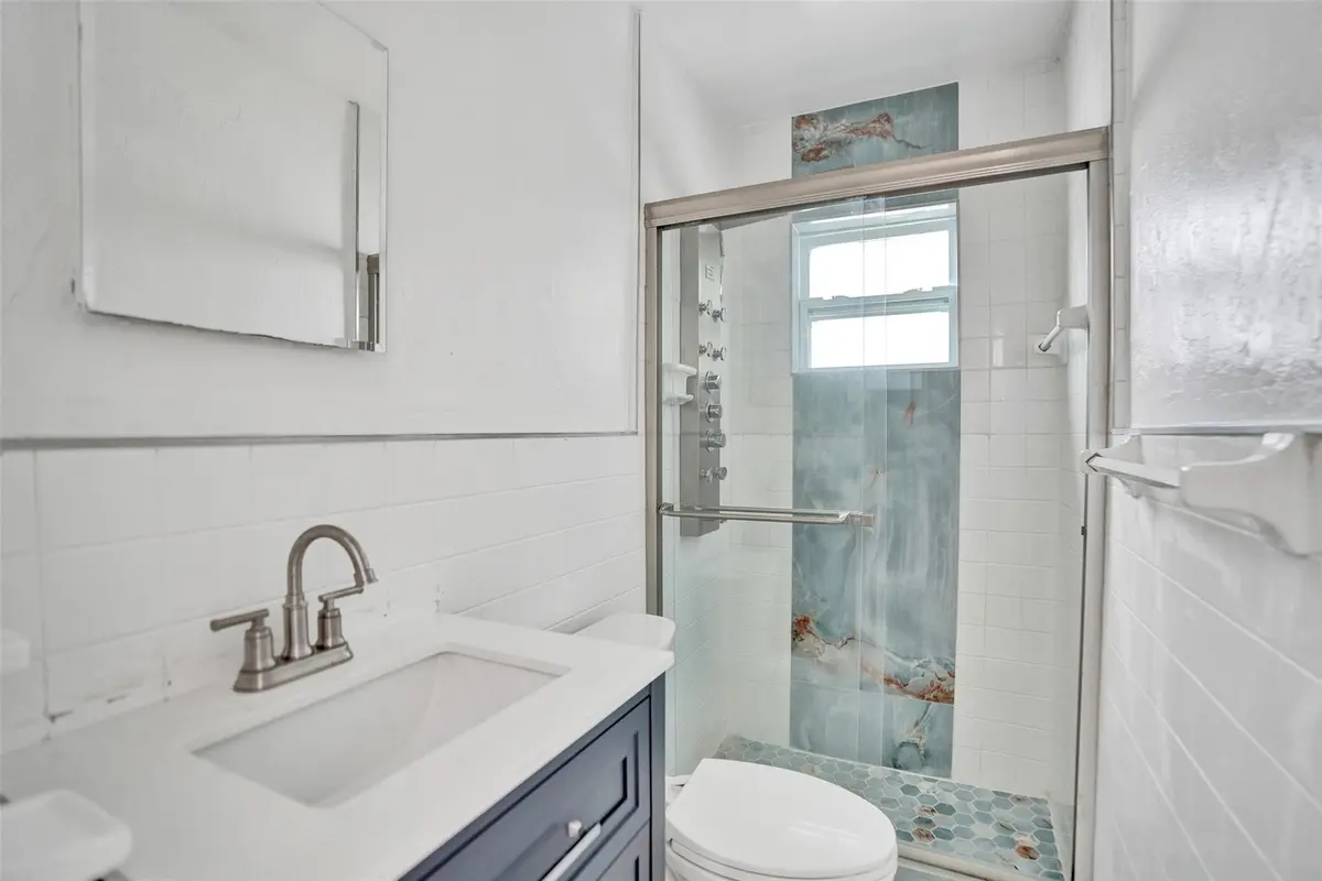 Photo 5 at 306 NE 13th Avenue, Pompano Beach