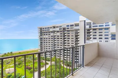 5100 N Ocean Boulevard 1217, Lauderdale-By-The-Sea – sold