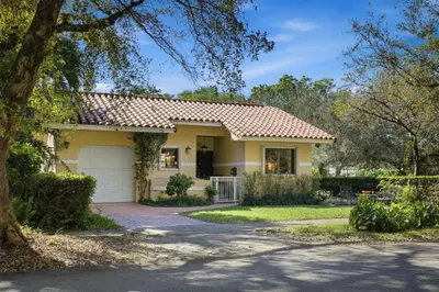 430 Sarto Avenue, Coral Gables – sold