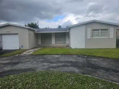 7733 Embassy Boulevard, Miramar – Single Family Residence for sale