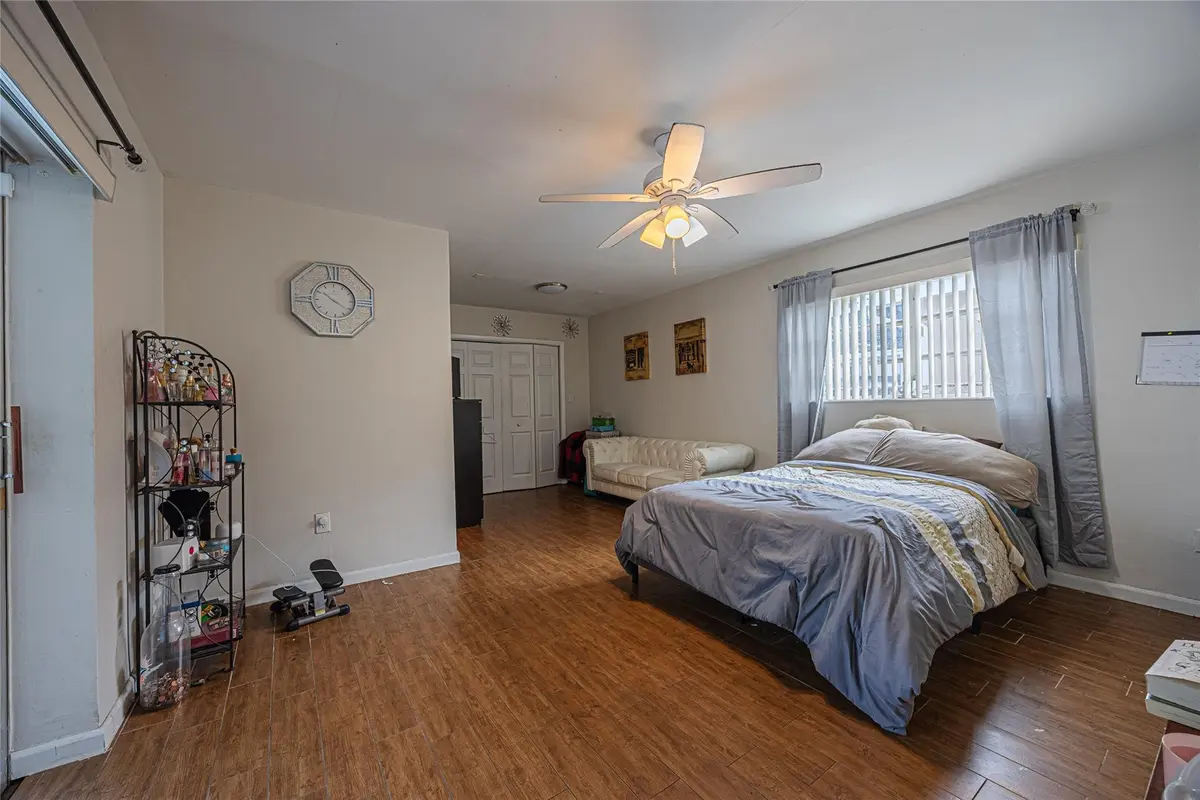 Photo 4 at 7733 Embassy Boulevard, Miramar