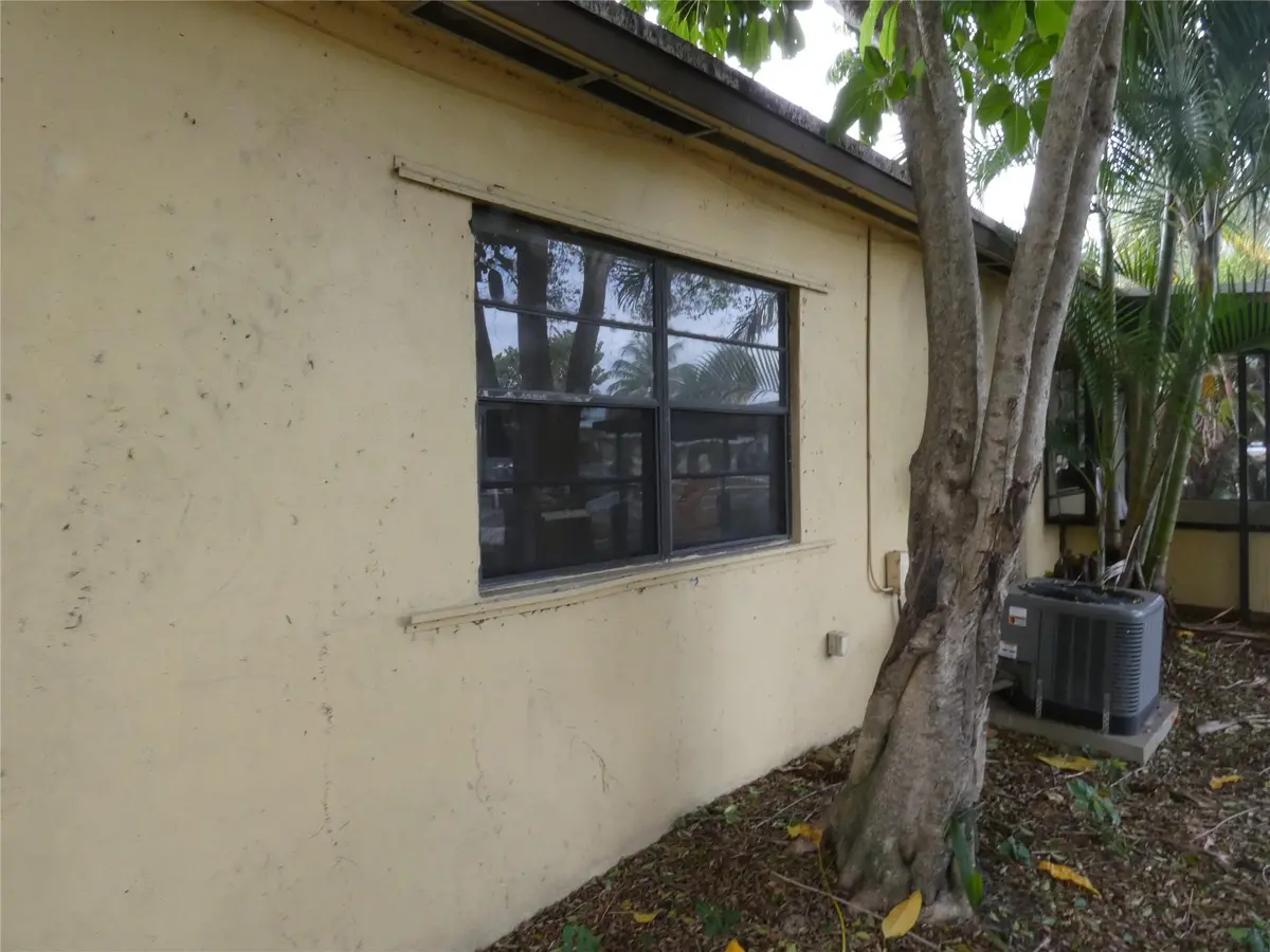 Photo 6 at 82 Tortuga Road, Palm Springs
