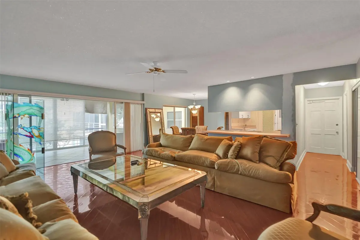 Photo 7 at 3000 NE 48th Street 206, Fort Lauderdale